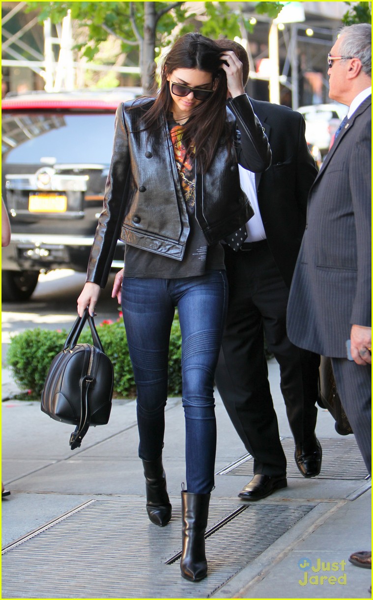 Full Sized Photo of kendall kylie jenner hotel arrival exit nyc 08 ...