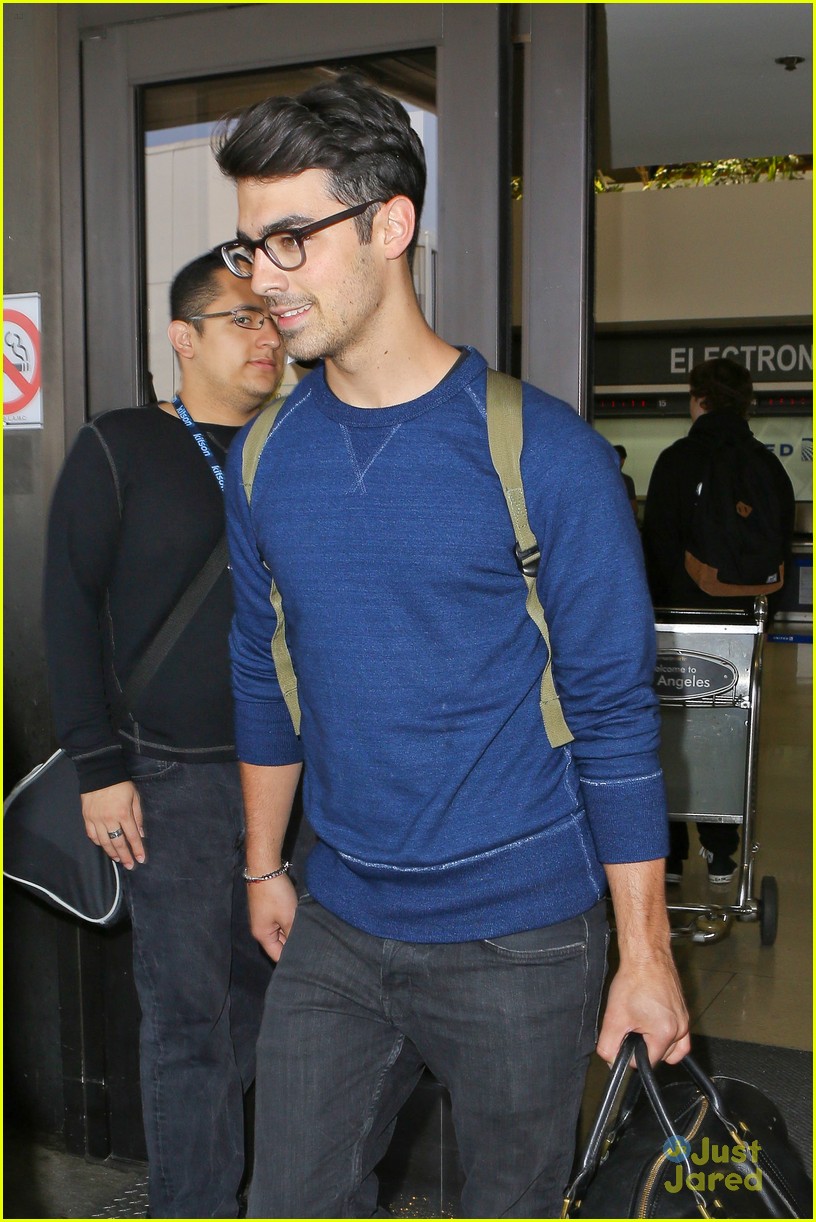 Joe Jonas Wraps Up 'Off The Record' Tour Photo 684111 Photo Gallery