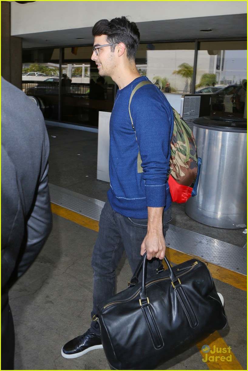 Joe Jonas Wraps Up 'Off The Record' Tour Photo 684116 Photo Gallery