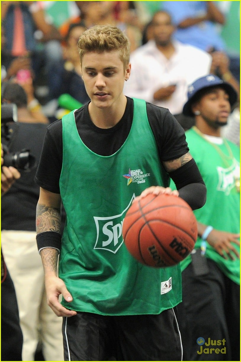 Justin Bieber Reverse Yams It at Sprite's Celeb Basketball Game ...