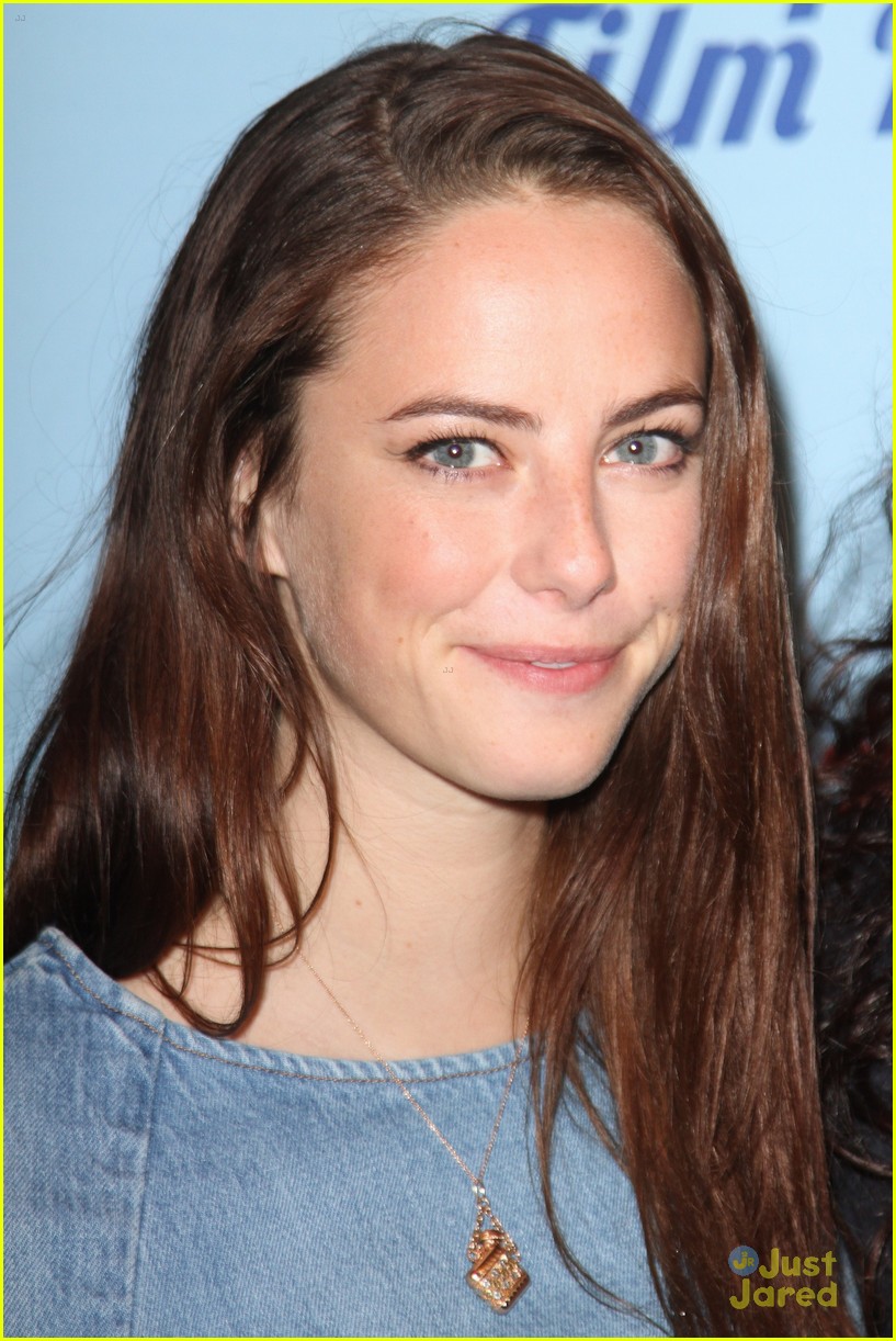 Kaya Scodelario Roots For Brazil in World Cup Ahead of 'Emanuel' Paris