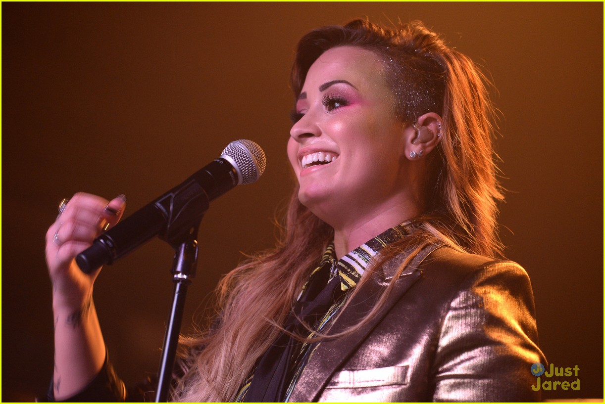 Demi Lovato Gets Love from Fans After Killer Performance at G-A-Y