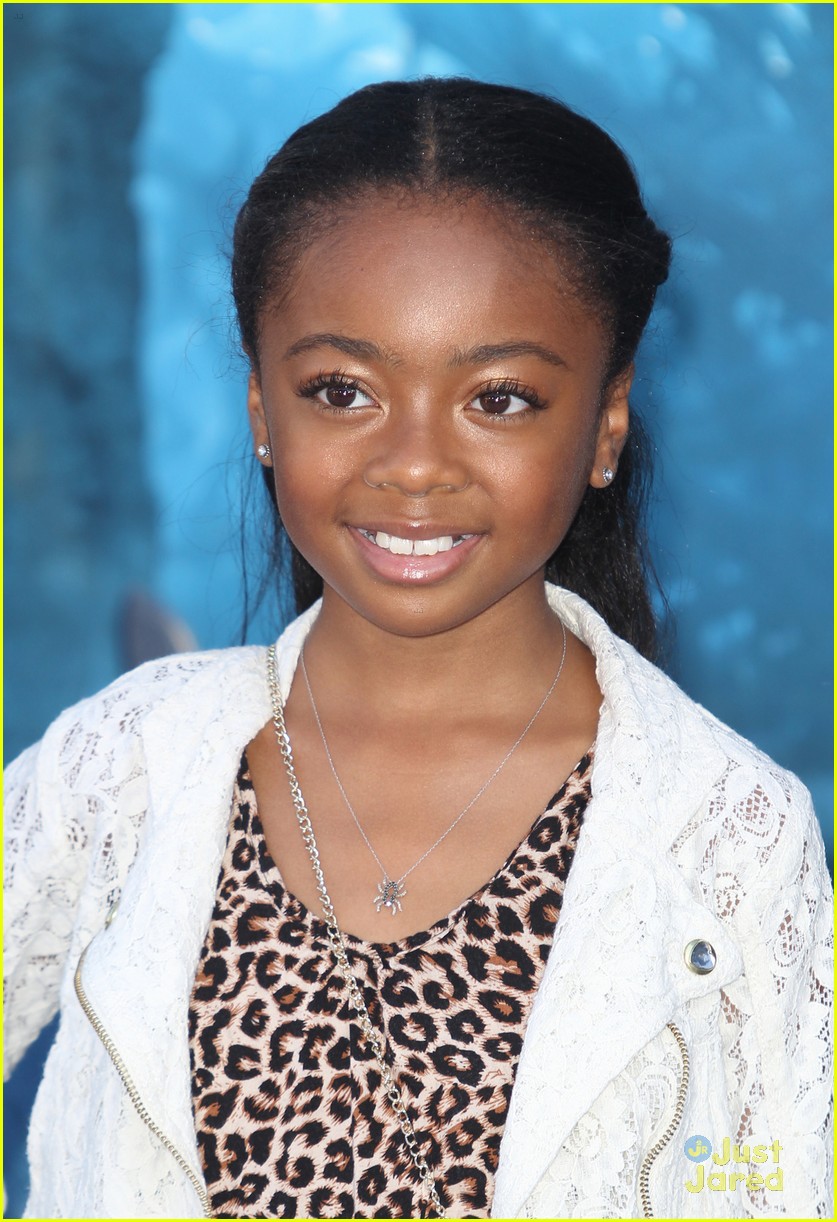 Full Sized Photo of peyton list emblem3 skai jackson maleficent