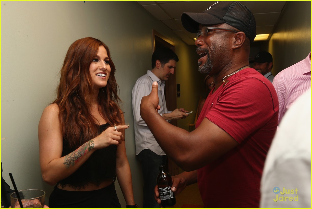 Cassadee Pope Performs at 'Darius & Friends' Annual Concert | Photo