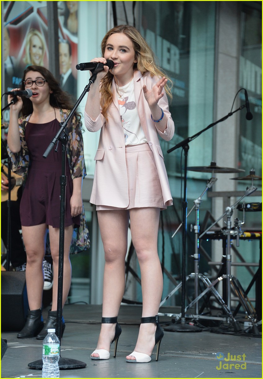 Sabrina Carpenter Performs on 'Fox & Friends' Ahead of 'Girl Meets