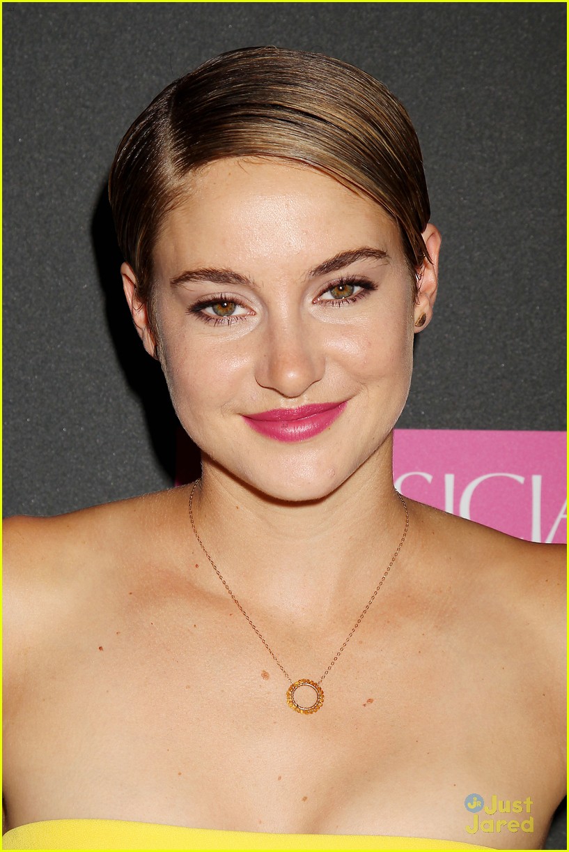 Full Sized Photo of shailene woodley fault in our stars nyc premiere 13