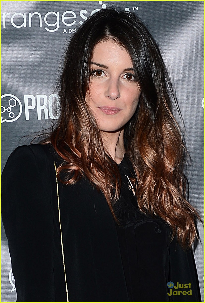 Shenae Grimes & Josh Beech DJ The LA Innovators Party | Photo 687923