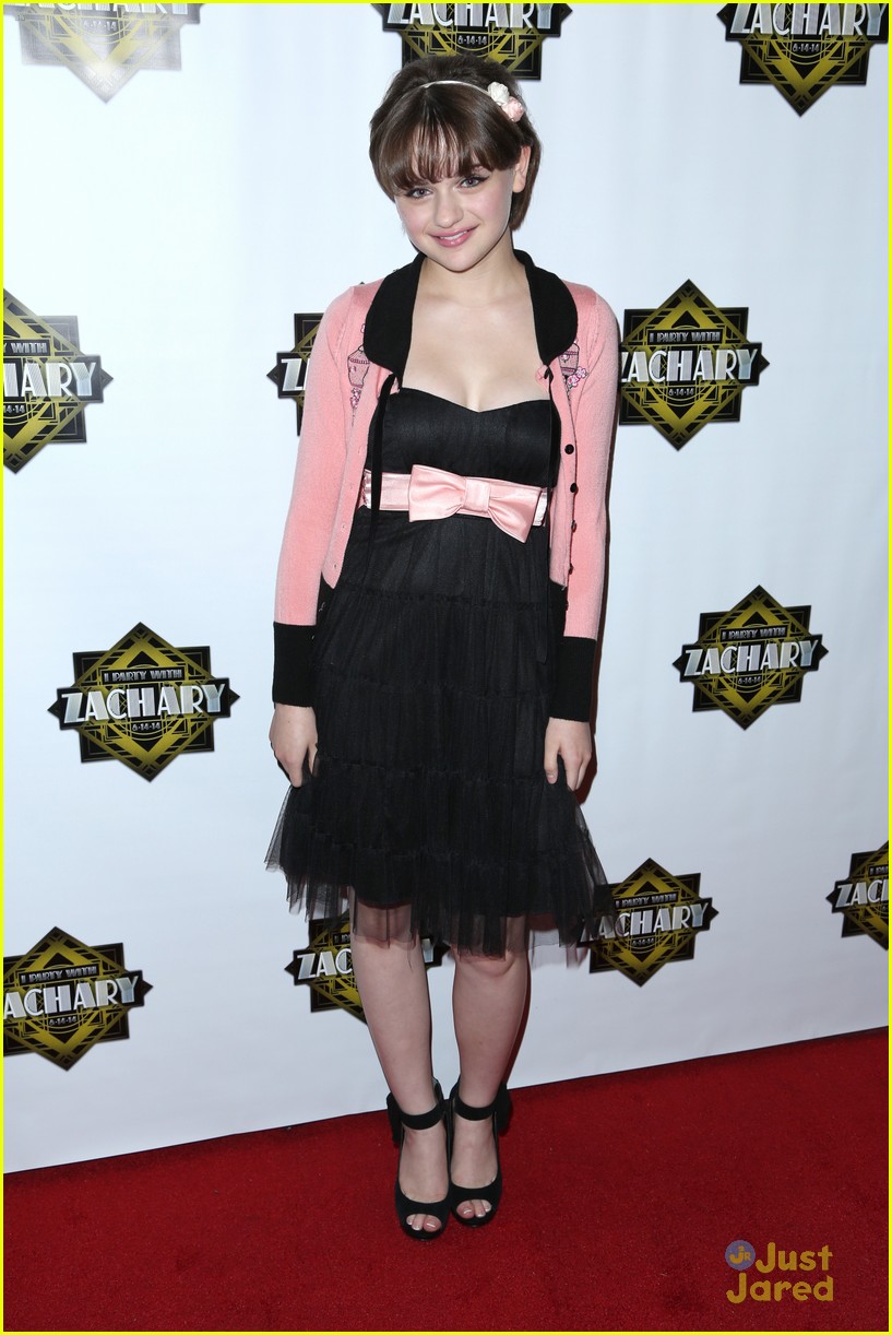 Full Sized Photo of zachary gordon late bday bash 13 | Zachary Gordon