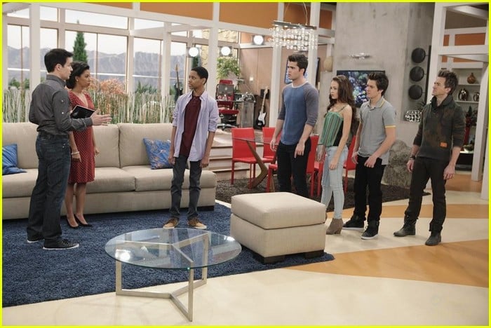 Ashley Argota Guest Stars on Tonight's 'Lab Rats' - See The Pics ...