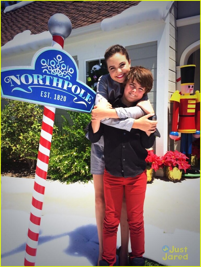 Bailee Madison Brings JJJ Along for Her Big 'Fosters' Debut (Twitter ...