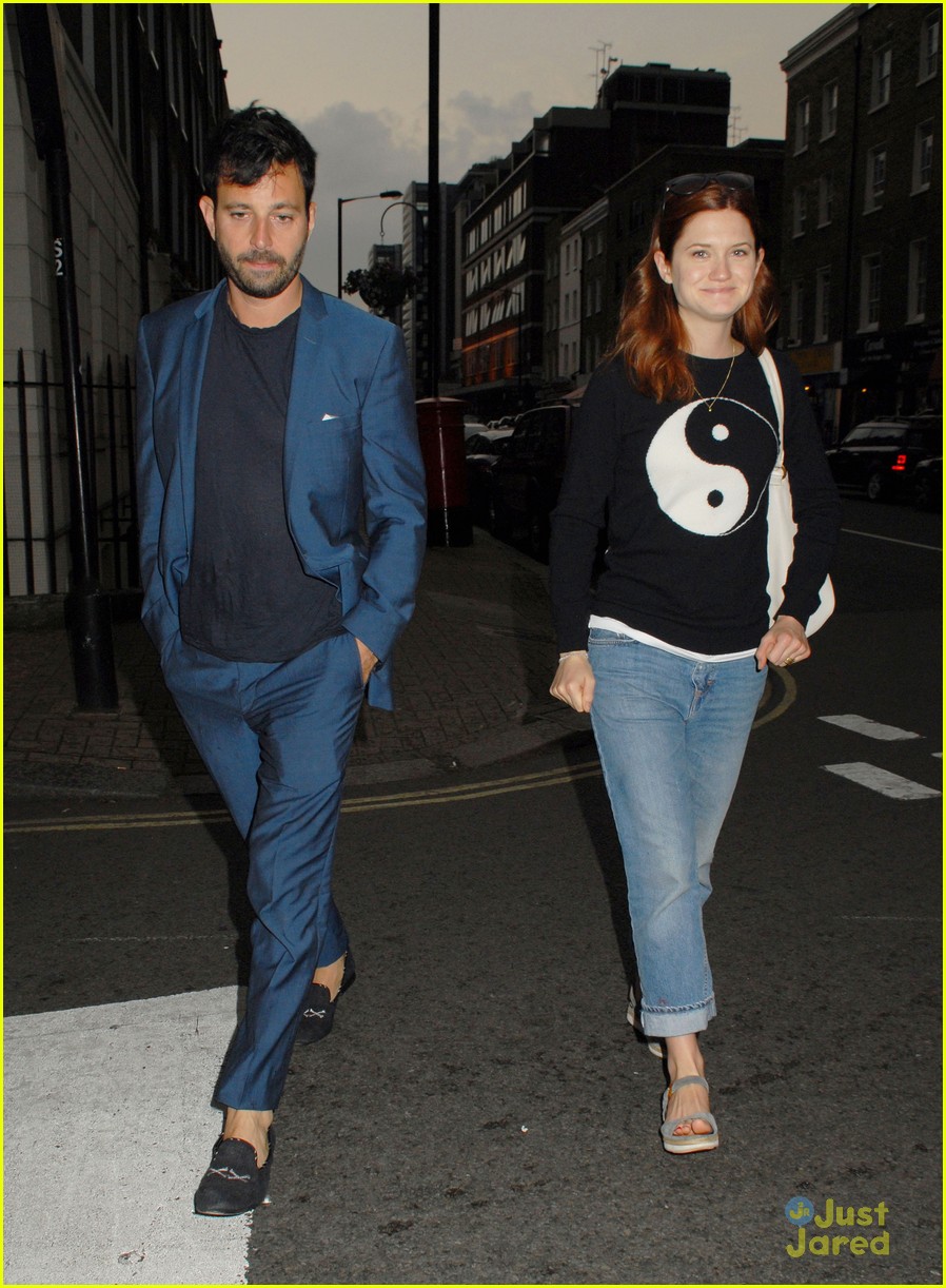 Bonnie Wright On Dating Older Boyfriend Simon Hammerstein: 'No One ...