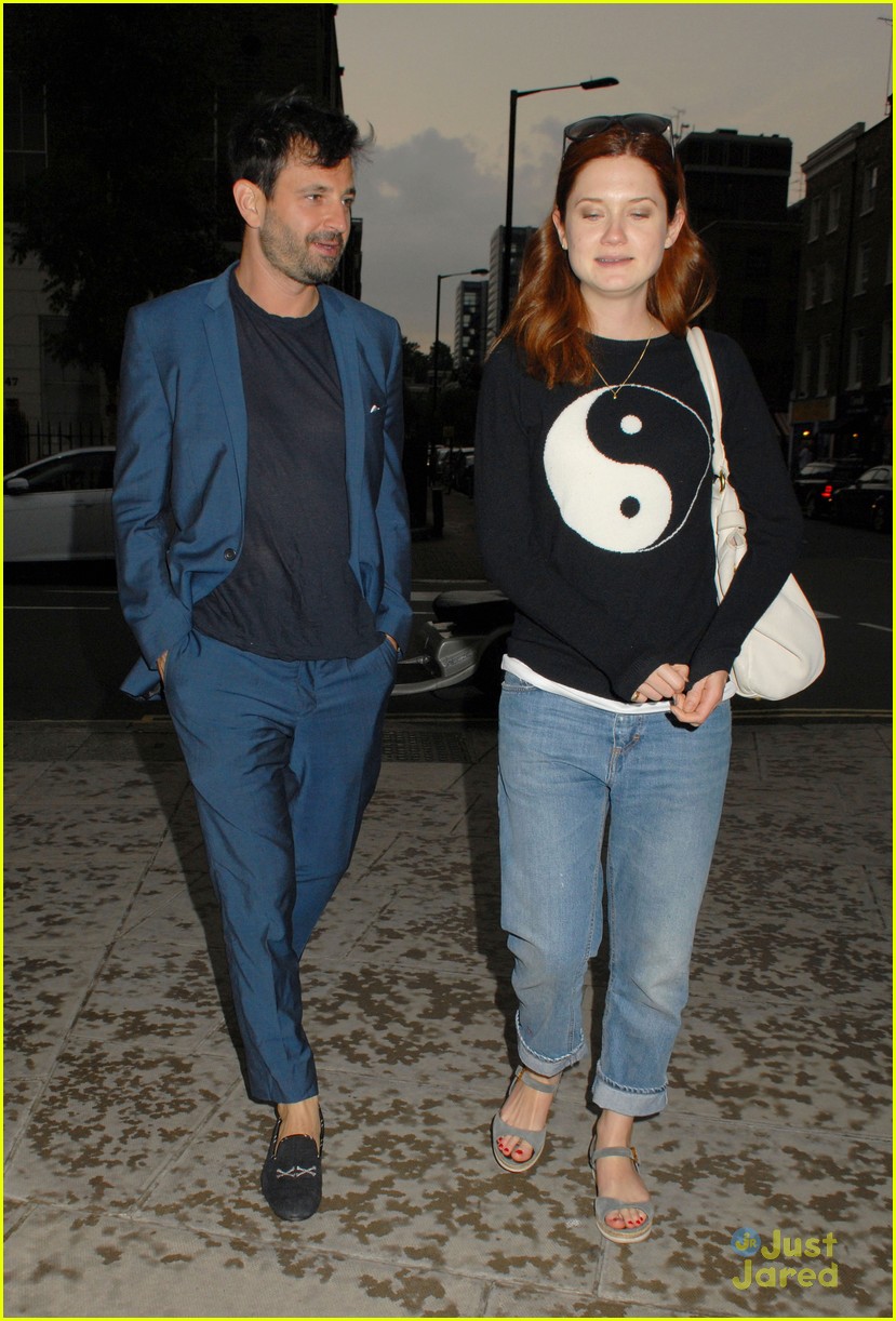 Bonnie Wright On Dating Older Boyfriend Simon Hammerstein: 'No One ...