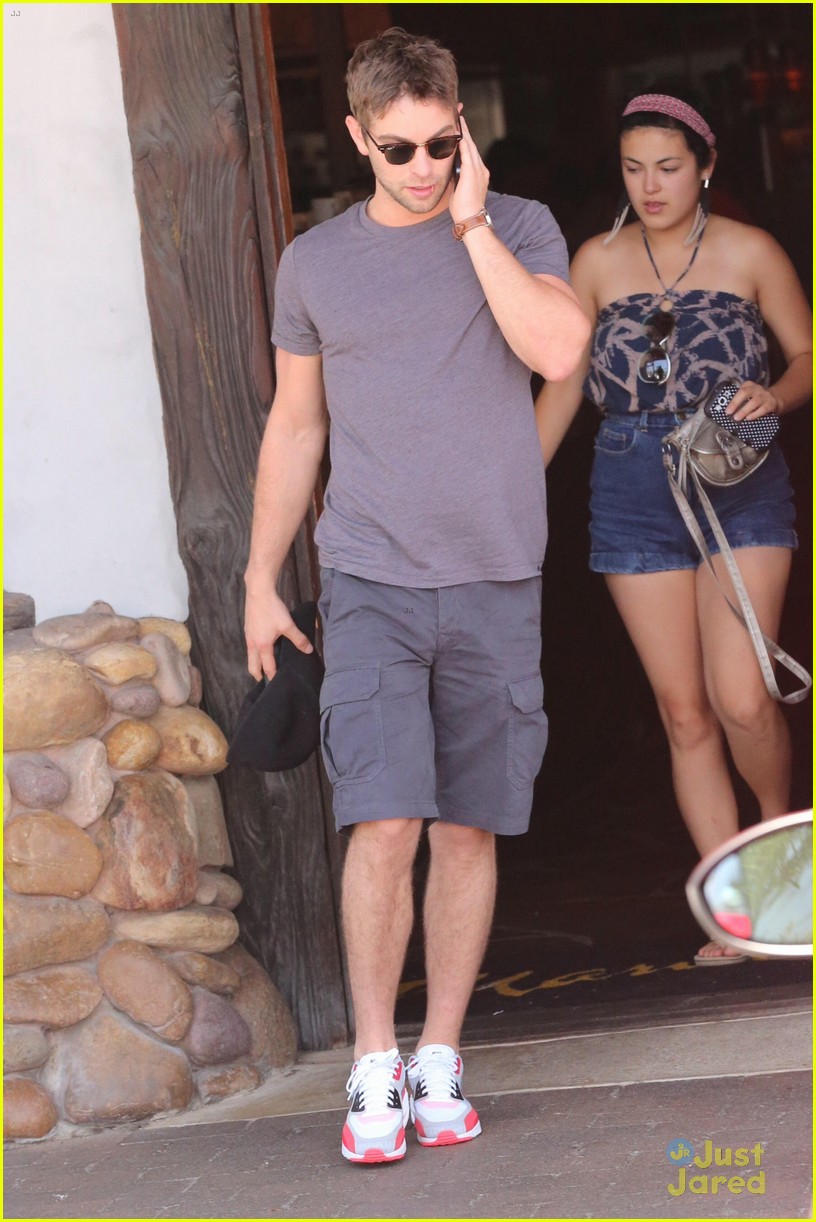 Chace Crawford Starts His Fourth of July at Lunch with Friends! | Photo ...