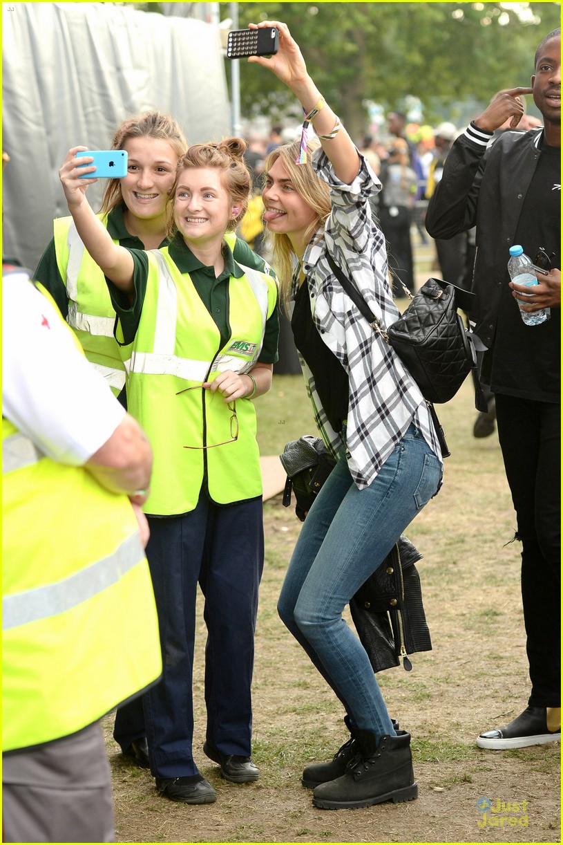 Full Sized Photo of cara delevingne supports ellie goulding at wireless