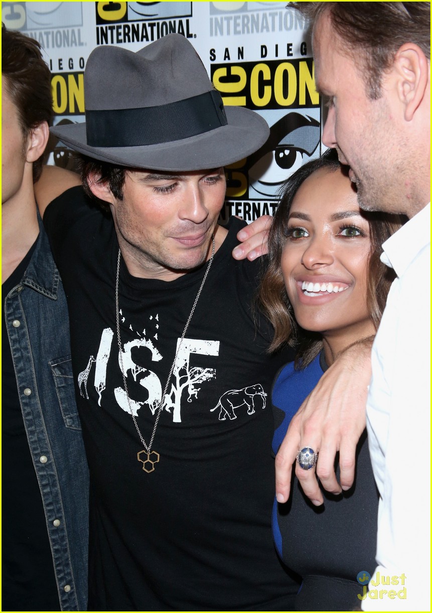 Nina Dobrev & Ian Somerhalder Hit Up 'The Vampire Diaries' Panel at