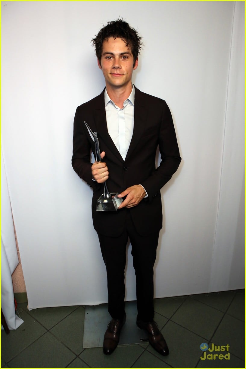 Dylan O'Brien WINS Breakthough Actor at Young Hollywood Awards 2014