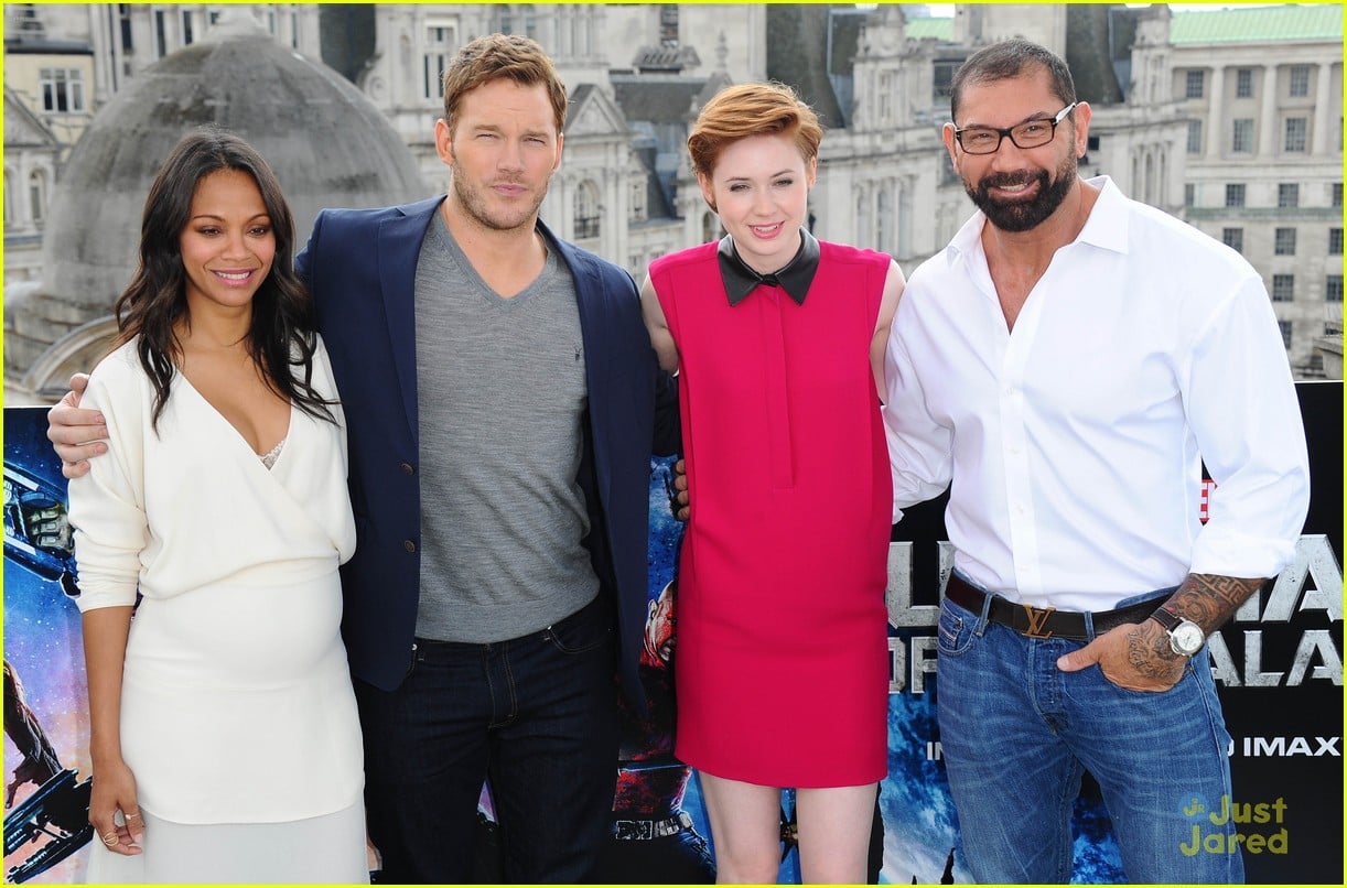 Karen Gillan Paints London Pink For 'Guardians' Photo Call Photo
