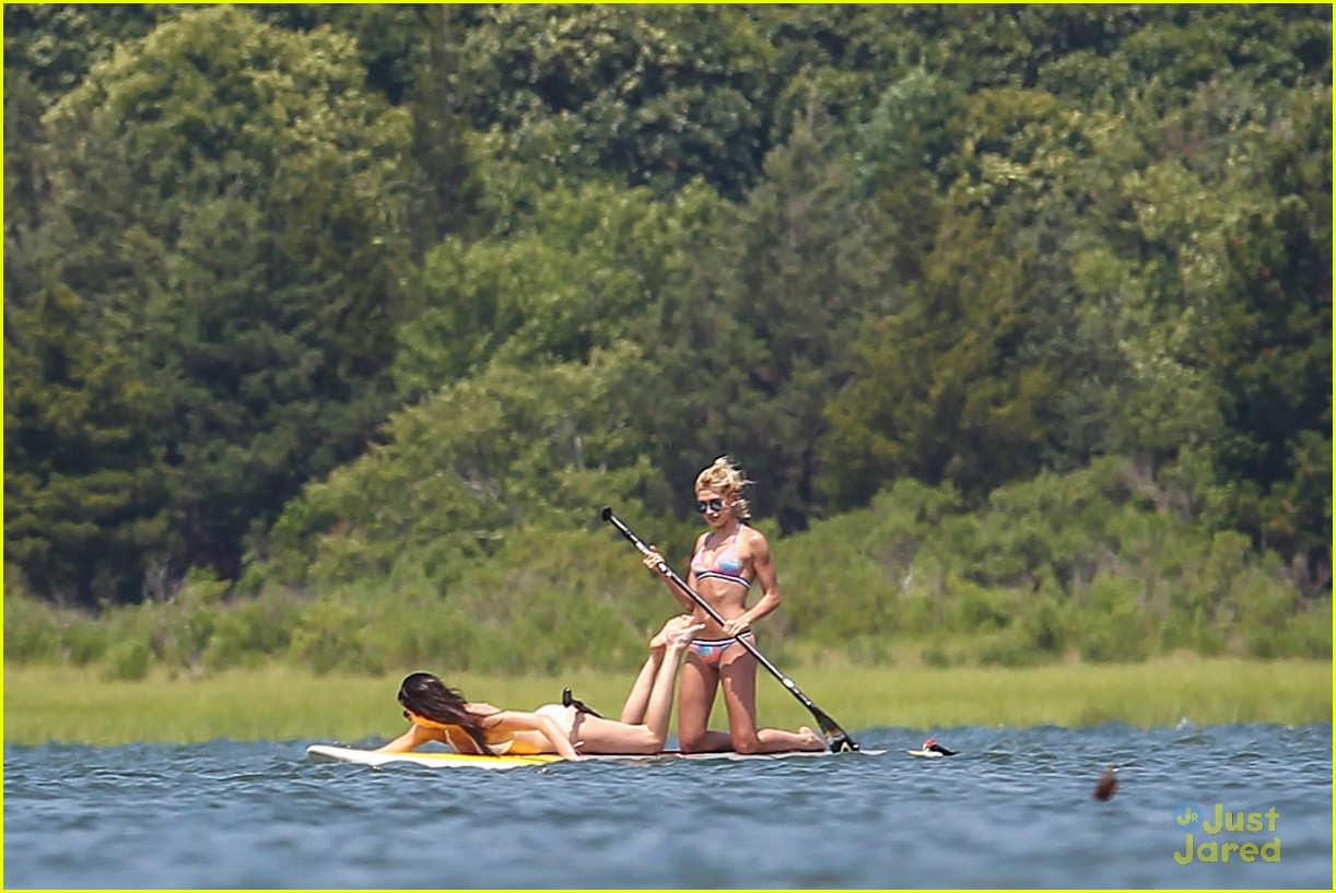 Kendall Jenner And Hailey Baldwin Are Paddleboarding Bikini Babes In The Hamptons Photo 691469 