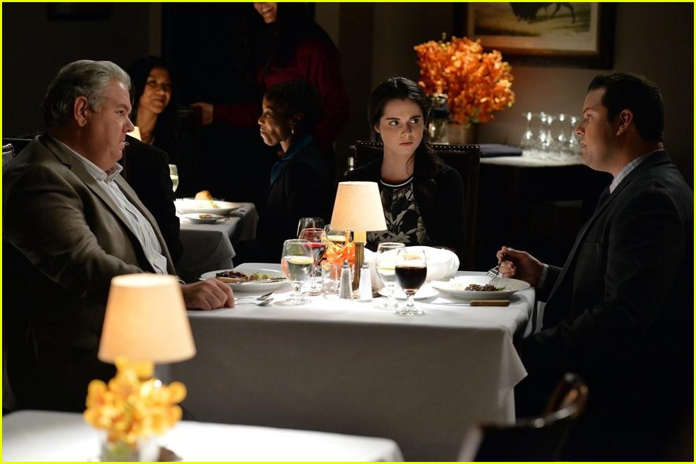 Dinner Gets Awkward for Bay & Tank on Tonight's 'Switched at Birth