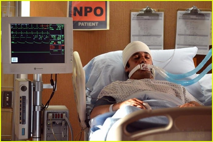 Full Sized Photo of bay daphne cry angelo hospital sab stills 11 | If ...