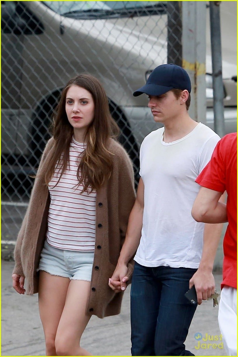 dave franco girlfriend alison brie hold hands 15