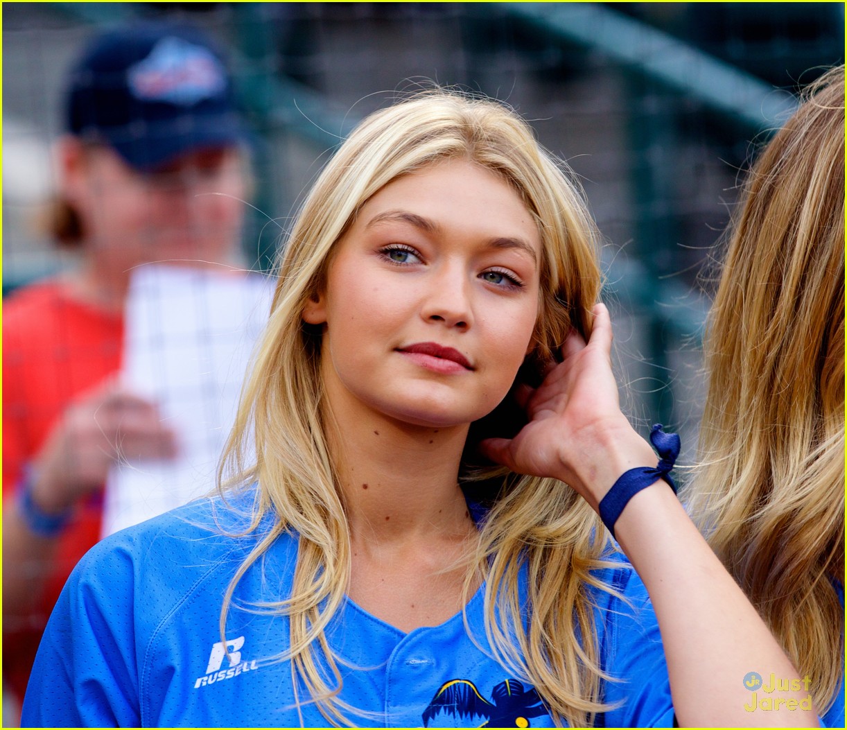 Gigi Hadid Shows Off Her Sporty Side at Brooklyn Beach Party! | Photo ...