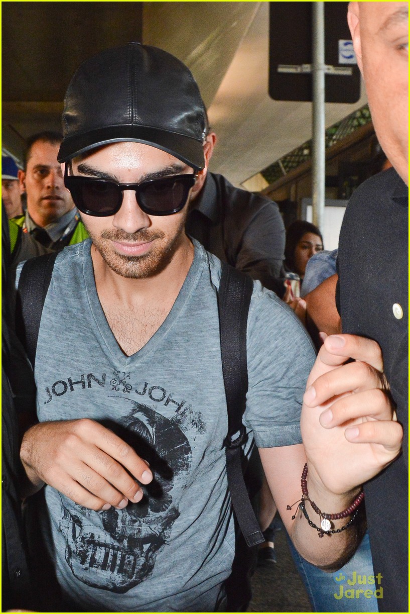 Joe Jonas Arrives in Brazil For John John Denim Event Photo 708870 Photo Gallery Just