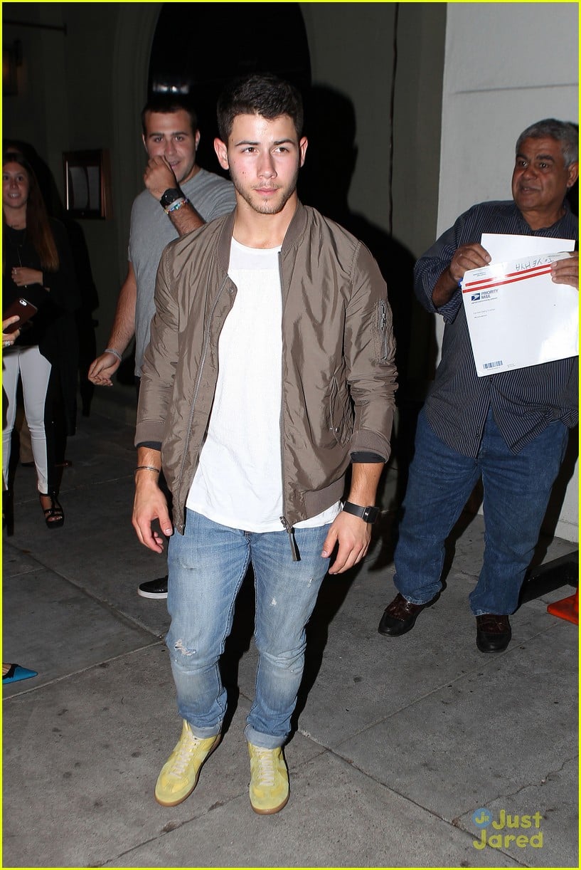 Joe Jonas Grabs Brazilian BBQ While Nick Jonas Eats Solo in LA | Photo ...