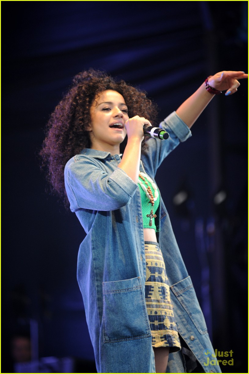 Neon Jungle Brings 'Trouble' to Fusion Festival! | Photo 712463 - Photo ...