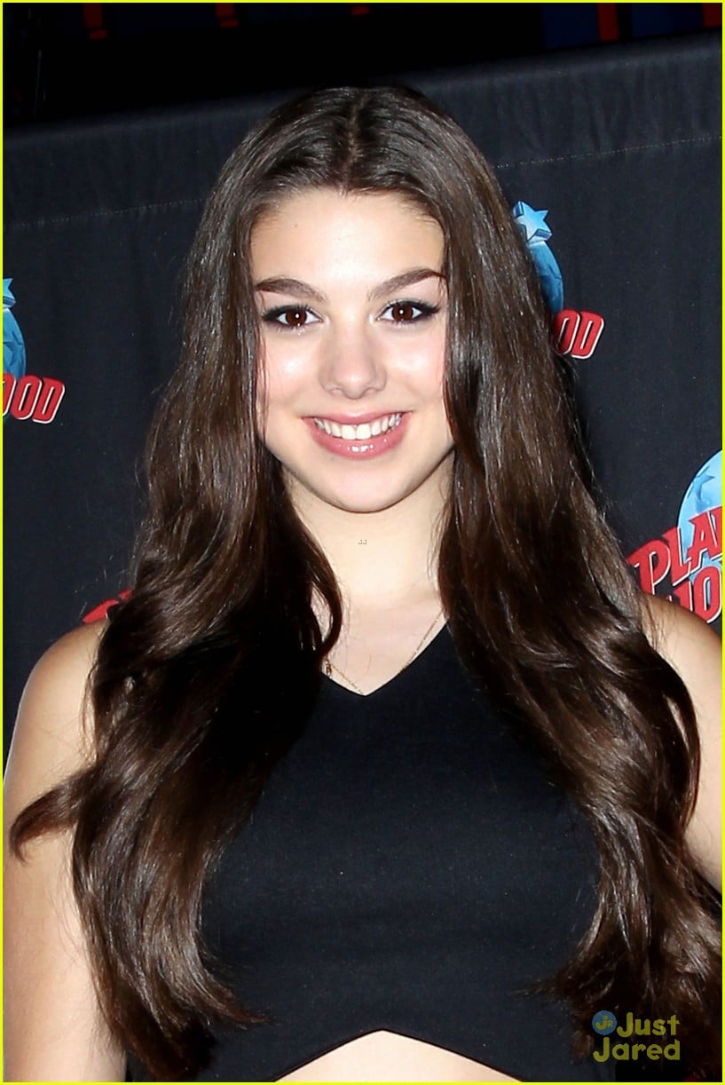 Kira Kosarin Promotes 'The Thundermans' at Planet Hollywood | Photo ...