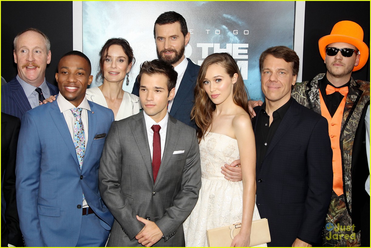 Full Sized Photo Of Nathan Kress Jeremy Sumpter Into The Storm Nyc Premiere Nathan Kress