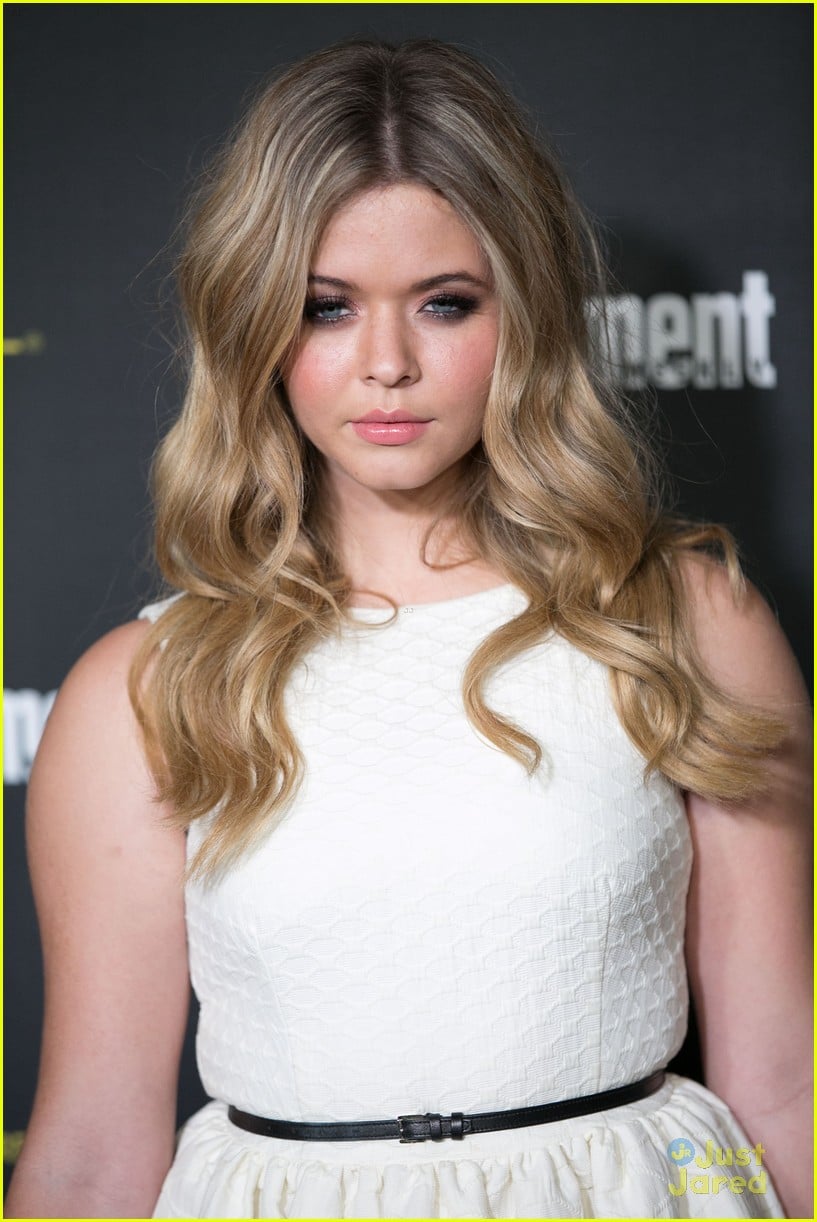 Full Sized Photo of sasha pieterse chloe bennet ew emmy party 13