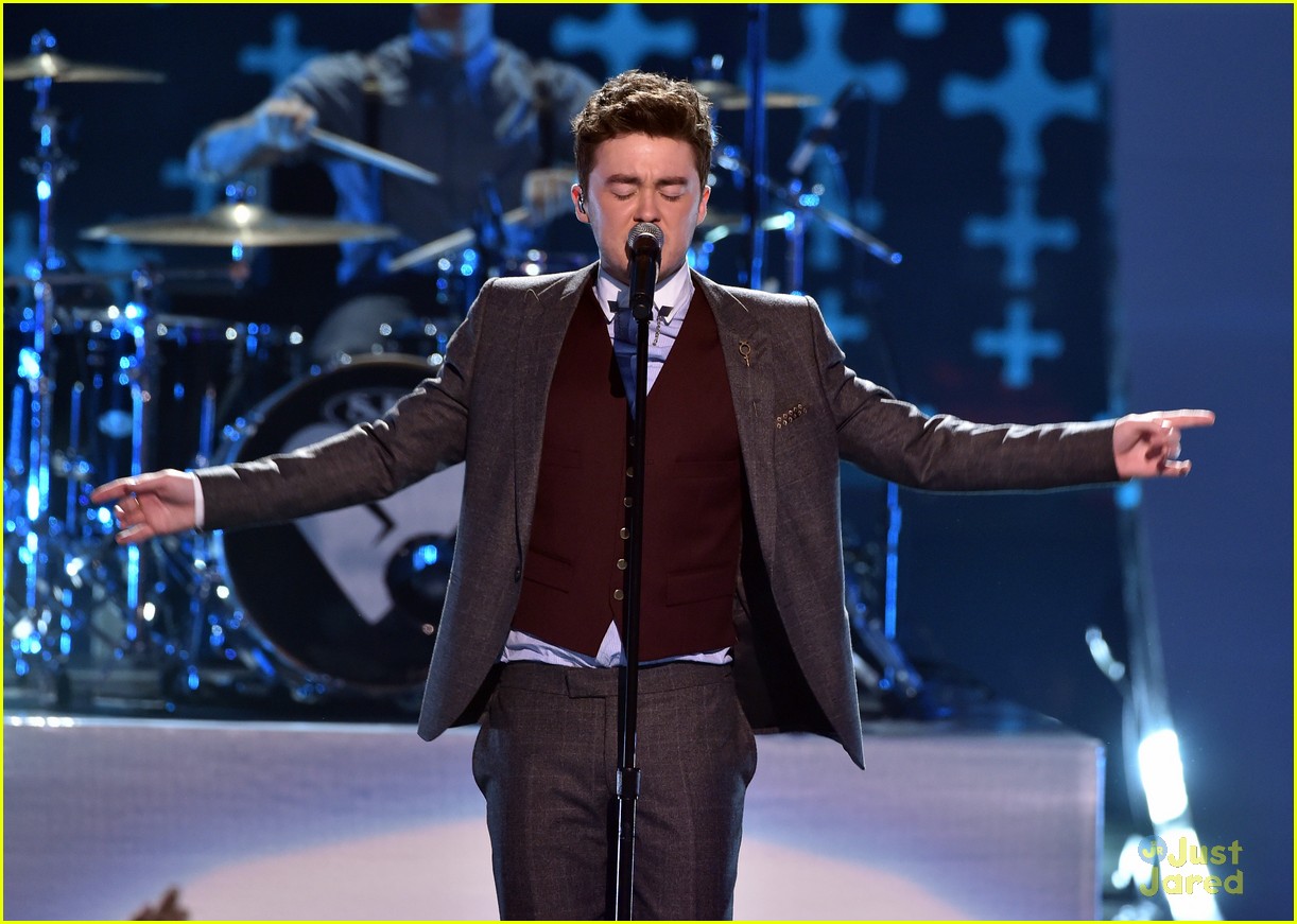 Rixton Performs Rockin' Medley at Teen Choice Awards 2014 (Video ...