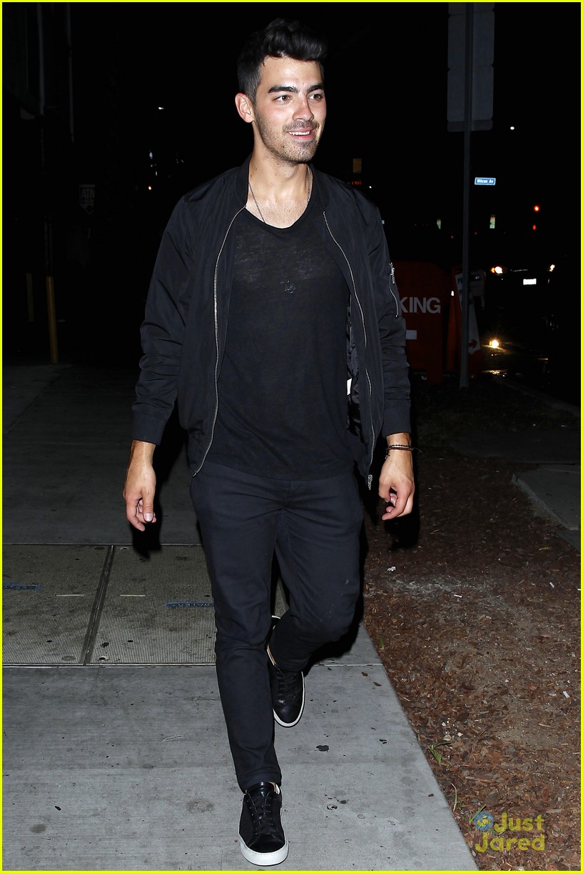 Breaking Bad's RJ Mitte Celebrates 22nd Birthday with Joe Jonas | Photo ...