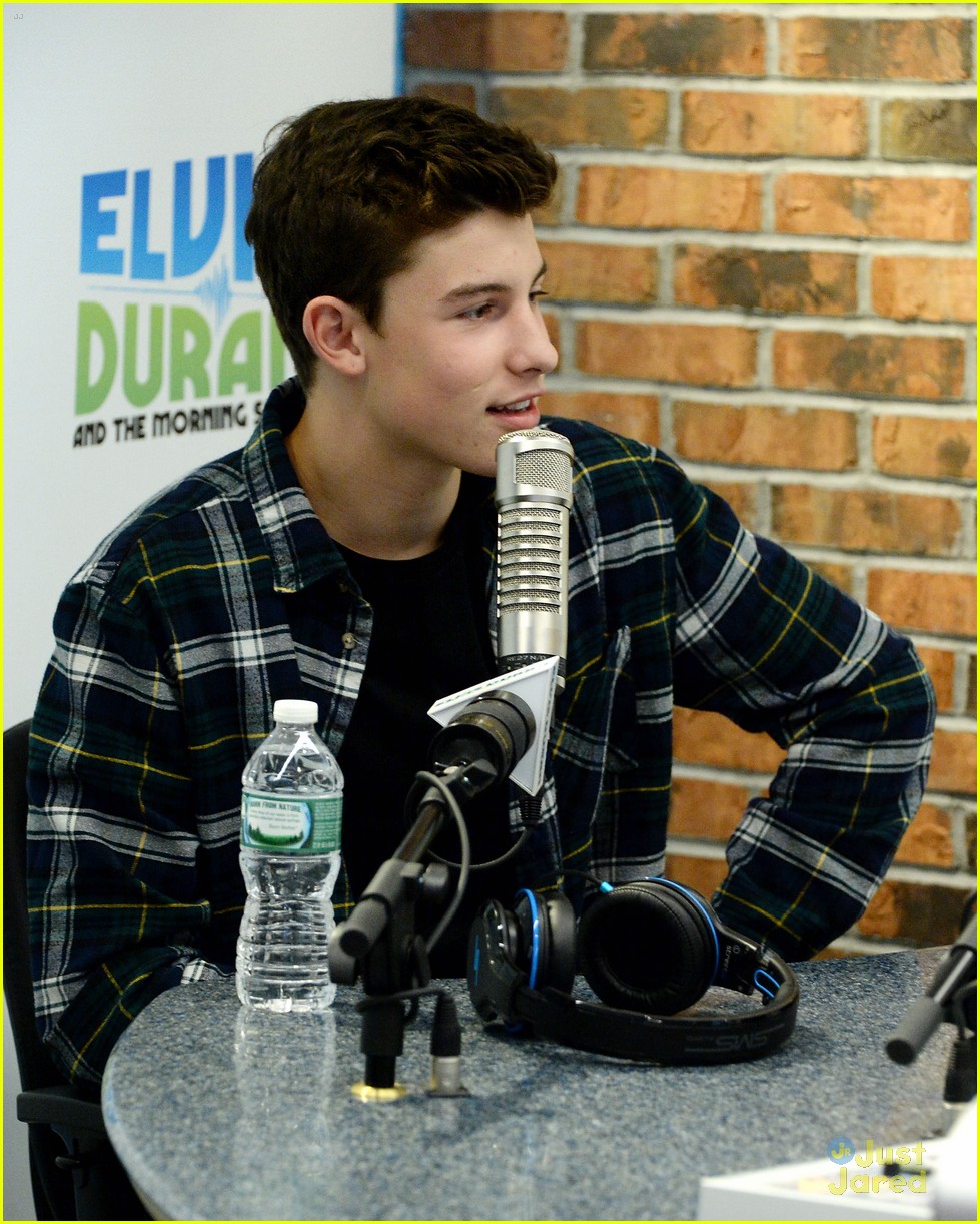 Shawn Mendes Sings 'Life Of The Party' on Elvis Duran Morning Show