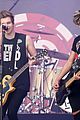 one direction 5 seconds of summer iheartradio music festival 2014 09