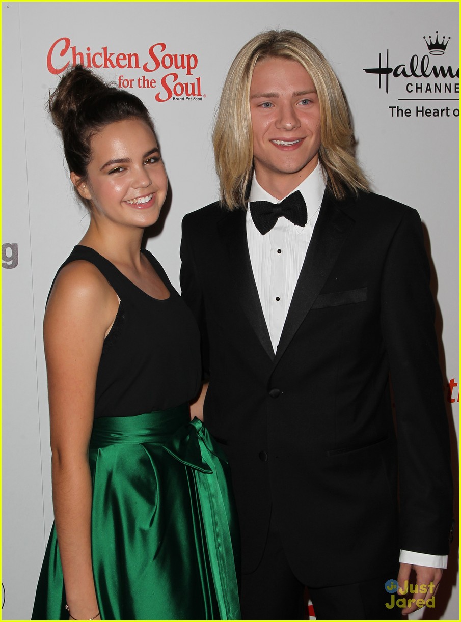 Full Sized Photo of bailee madison brant daugherty hero dog awards 07