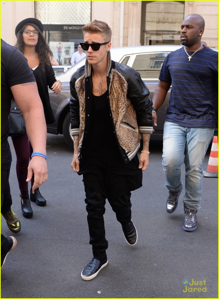 Justin Bieber Knows How to Rock Fur Varsity Jacket In Paris | Photo ...