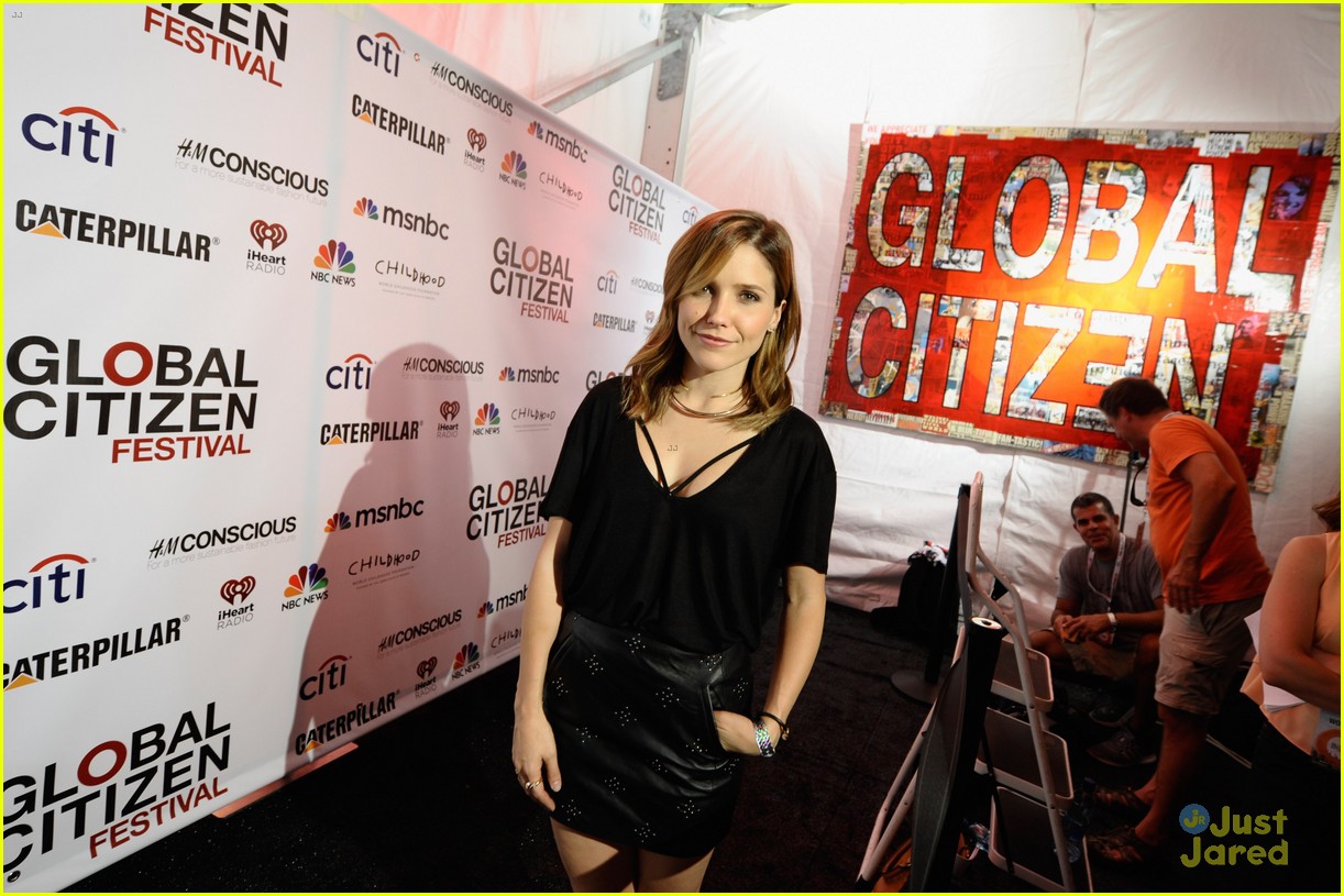 Full Sized Photo of dianna agron sophia bush global citizen festival 13