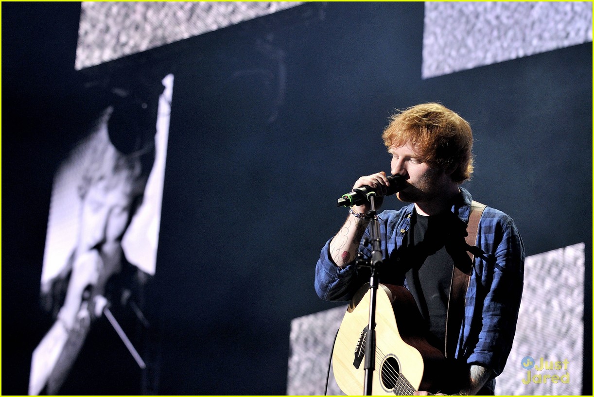 Full Sized Photo of ed sheeran toronto performance 20 Ed Sheeran is