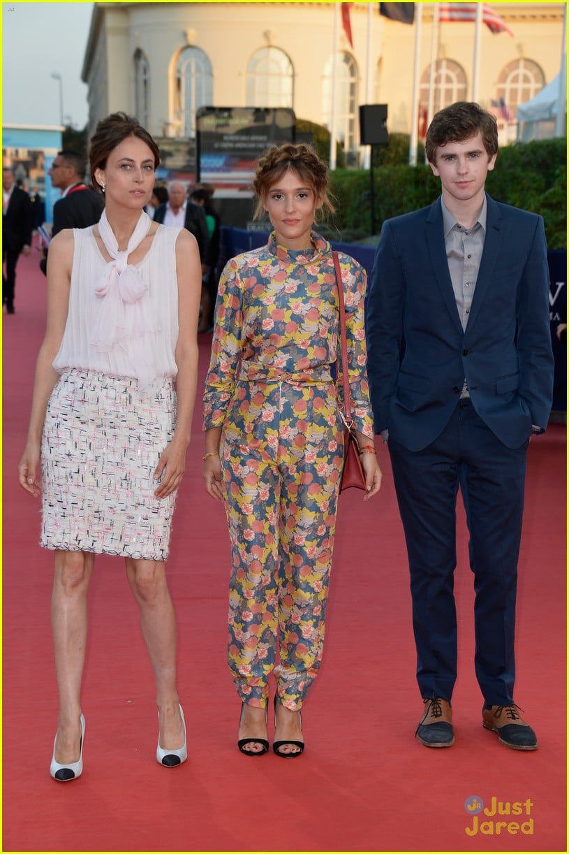 Freddie Highmore Astrid Berges Frisbey Hit The Deauville American Film Festival 2014 Photo 717477 Astrid Berges Frisbey Freddie Highmore Pictures Just Jared Jr