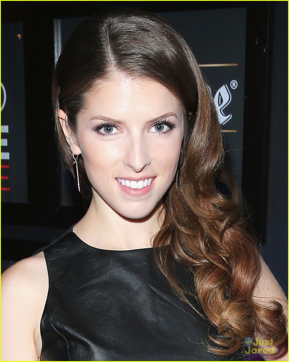 Anna Kendrick Brings 'Cake' to the Toronto Film Festival 2014! | Photo