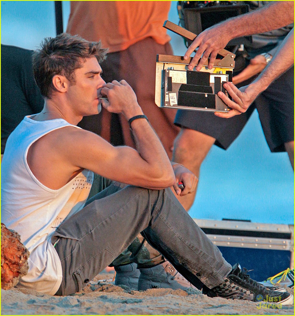 Zac Efron & Director Max Joseph Hang Out Shirtless on the Beach for 'We ...