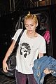 miley cyrus greets fans outside nyc hotel 05