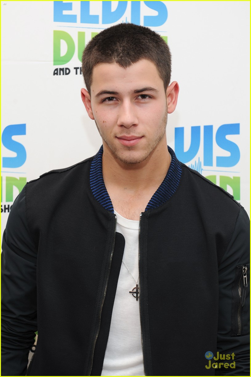 Nick Jonas Performs Acoustic Version of 'Jealous' Watch Now! Photo