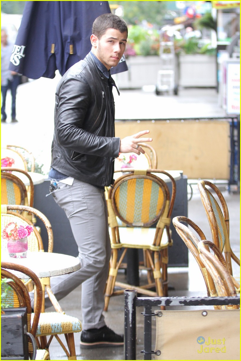 Nick Jonas Drops 'Jealous' Music Video on His 22nd Birthday Watch Now