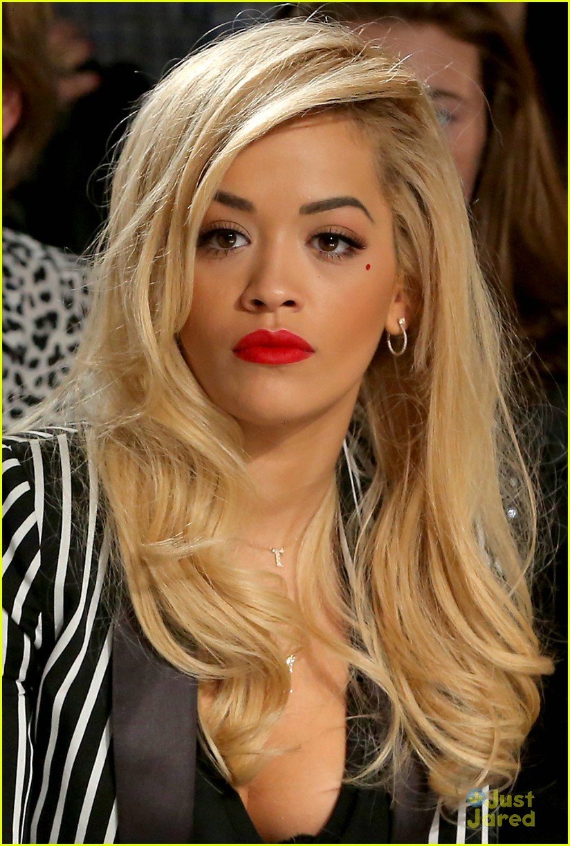 Rita Ora Commands the Stage During Fashion Rocks 2014 Performance