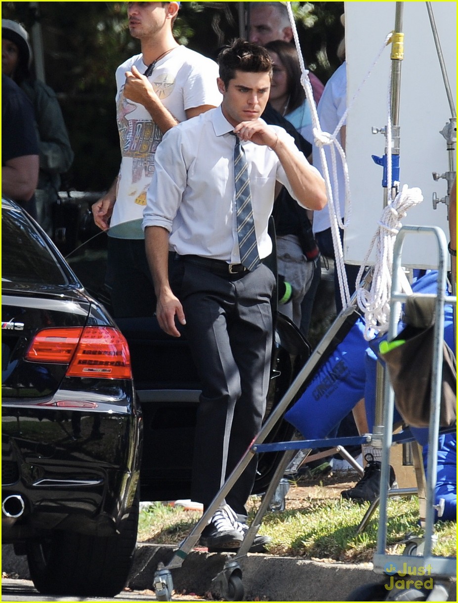 Zac Efron Switches into a Suit on 'We Are Your Friends' Set | Photo ...