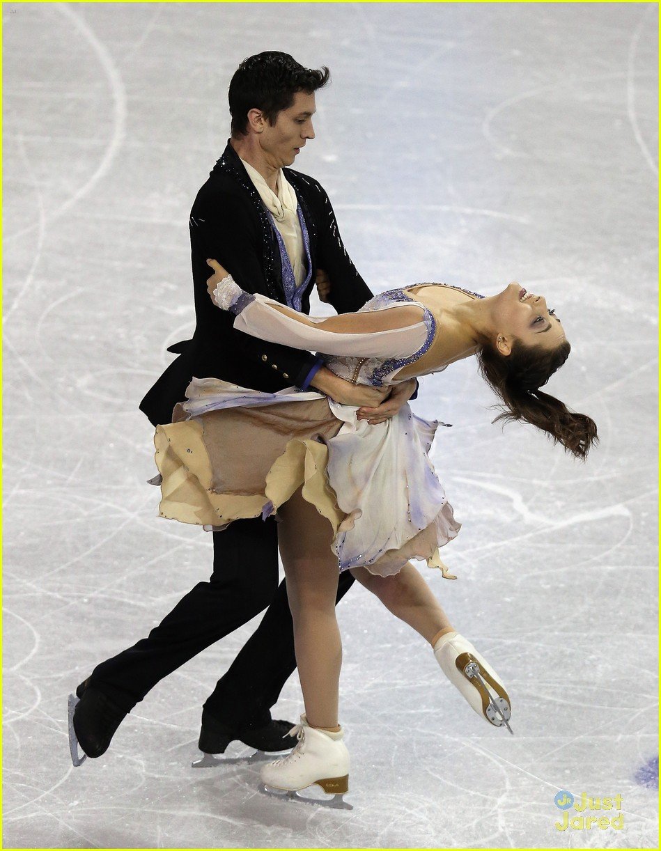 Madison Chock & Evan Bates WIN Ice Dance Title at Skate America 2014
