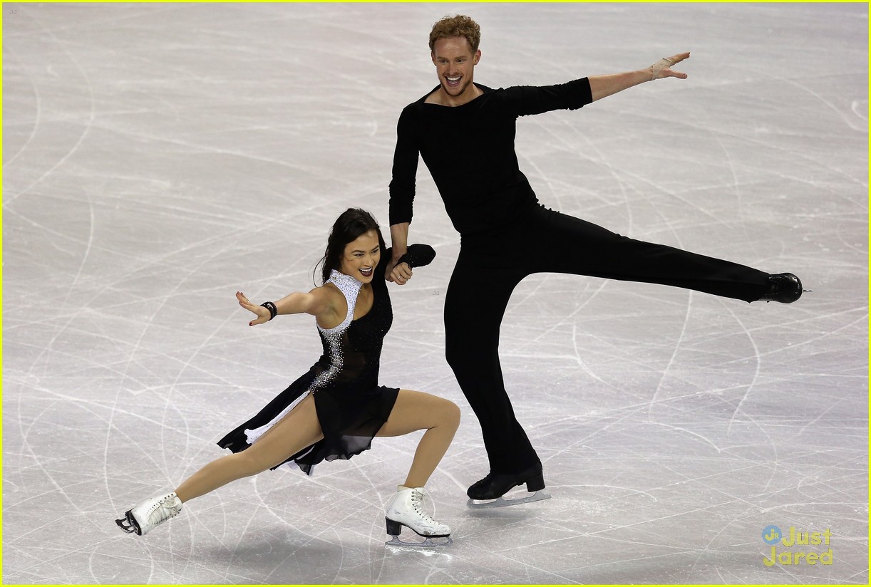 Madison Chock & Evan Bates WIN Ice Dance Title at Skate America 2014